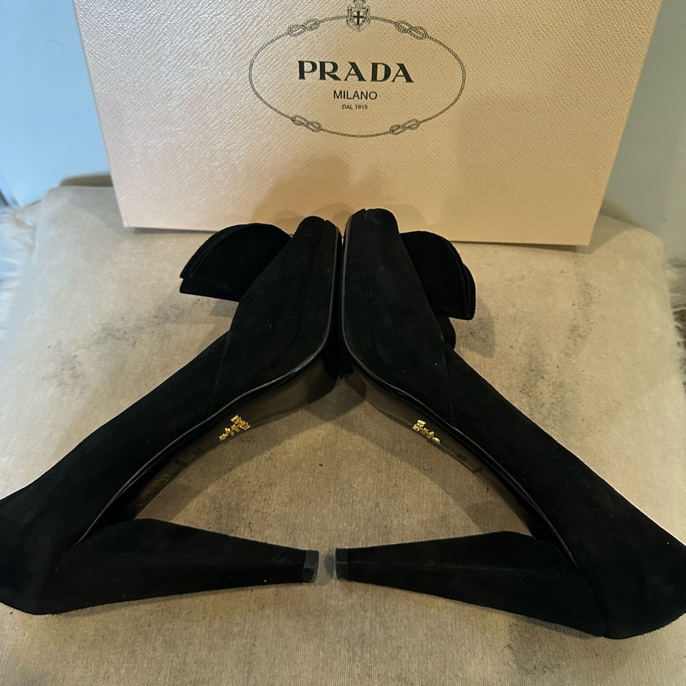 Prada pumps - Picture 6 of 11